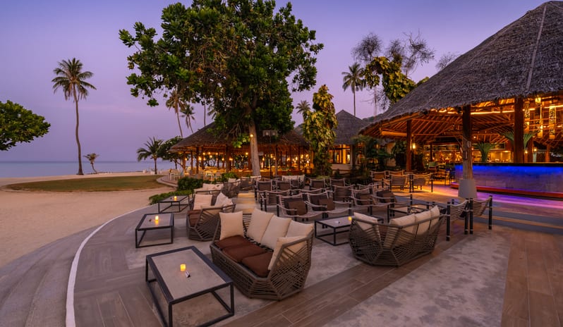 SAii PhiPhi Island Village Food Beverage Api Restaurant Evening Beach